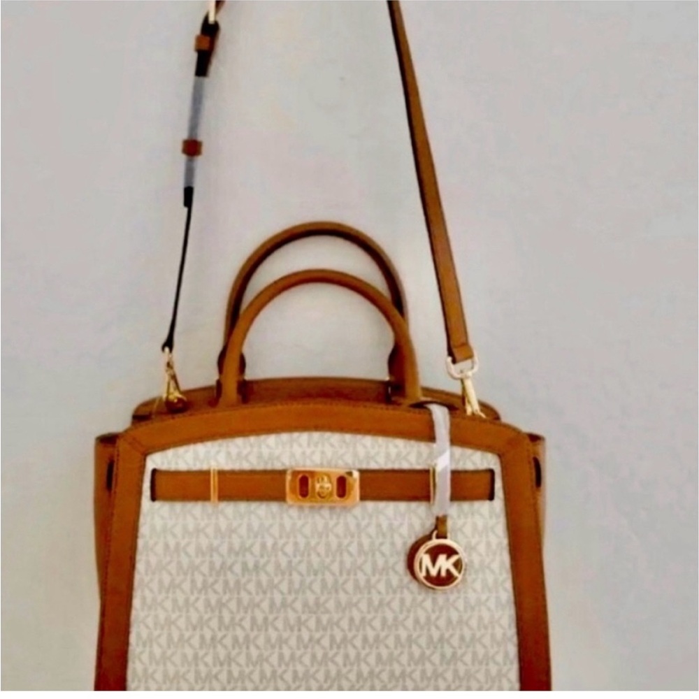 NWT AUTHENTIC MICHAEL KORS KARSON LARGE SIGNATURE SATCHEL
